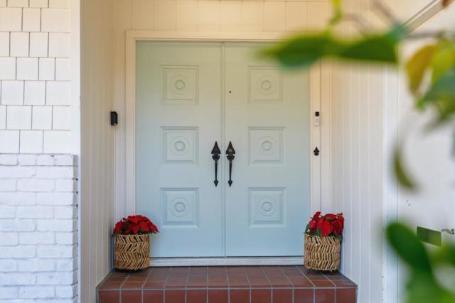 120 Corinne Avenue, Santa Cruz CA: https://media.crmls.org/mediaz/182327ef-9b15-48d9-bc2b-0b4f795e862b.jpg