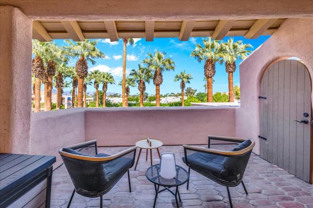 500 E Amado Road, Palm Springs CA: https://media.crmls.org/mediaz/182339c3-cd3c-4d89-9635-b6bda13c042d.jpg