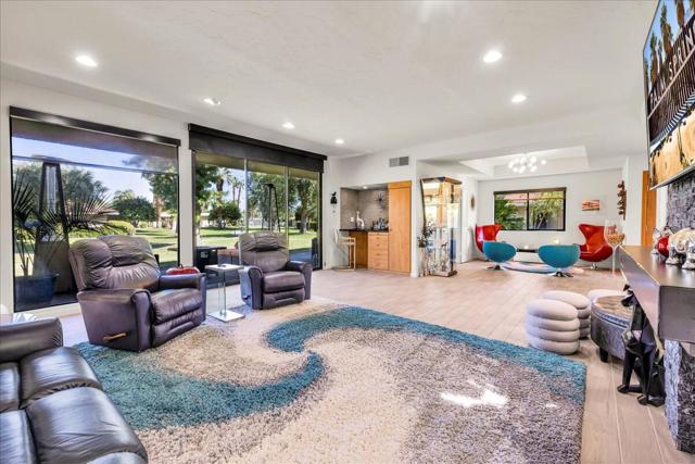 2232 Oakcrest Drive, Palm Springs, CA 92264