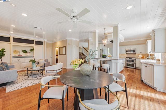 4069 Pergola CT, Castro Valley CA: https://media.crmls.org/mediaz/182527e7-cc0e-44ed-bd7e-08903ebdca0c.jpg