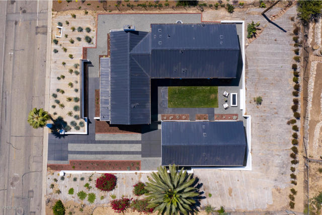 953 Colina Vista, Ventura CA: https://media.crmls.org/mediaz/18257e3f-f53c-49f6-a3ca-4afda421eb76.jpg