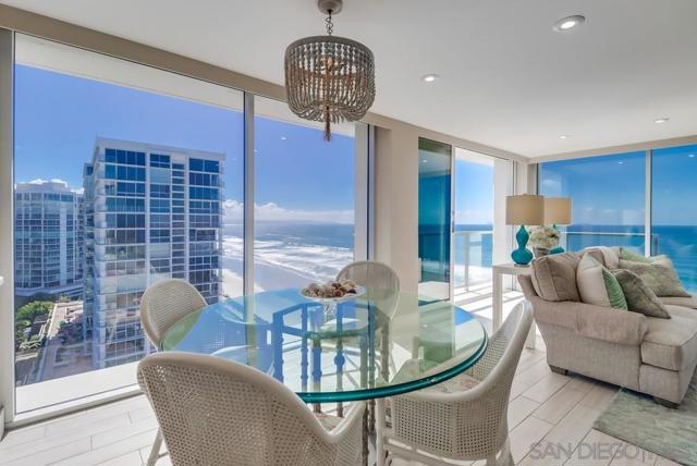 1730 Avenida Del Mundo, Coronado CA: https://media.crmls.org/mediaz/182599bc-5dc7-41ee-8b96-cee621318b2e.jpg