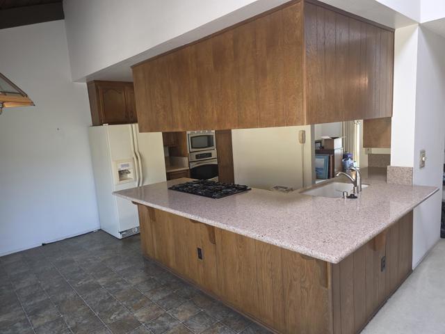 Detail Gallery Image 4 of 15 For 497 Vista Del Escuela, El Cajon,  CA 92019 - 3 Beds | 2 Baths