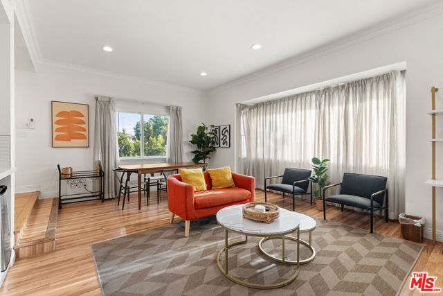 5918 S La Cienega Boulevard, Los Angeles CA: https://media.crmls.org/mediaz/1826a447-824b-484b-9ffa-ee00b3d59d1c.jpg