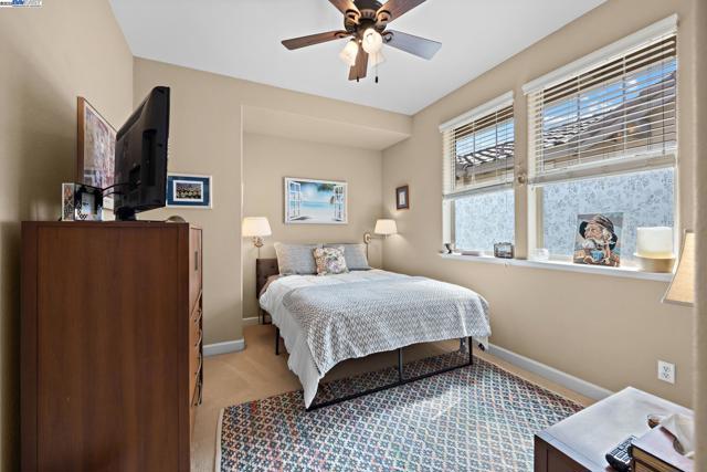 9779 Reimers Way, Dublin CA: https://media.crmls.org/mediaz/1826d133-50ab-4f03-891c-712296641dea.jpg