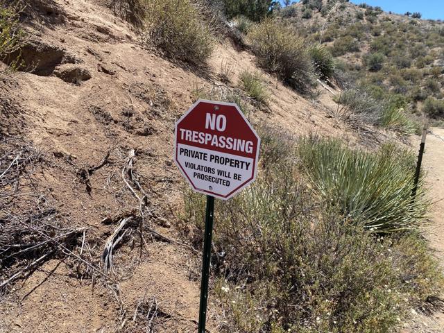28 Hughes Canyon, Acton CA: https://media.crmls.org/mediaz/1826ecda-3234-4766-a9ce-d5418a5df876.jpg