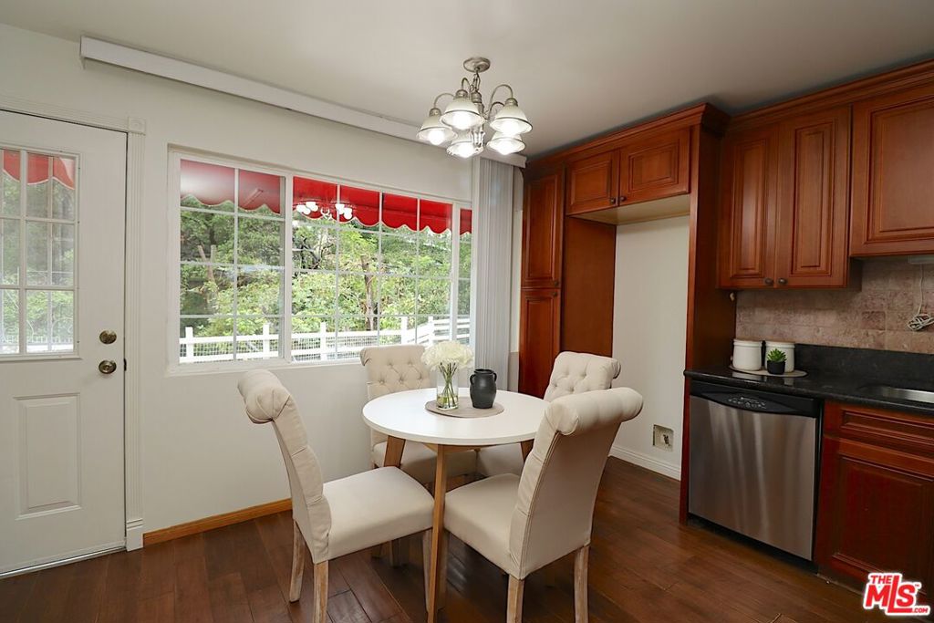 375 Berkshire Avenue La Canada Flintridge img 28
