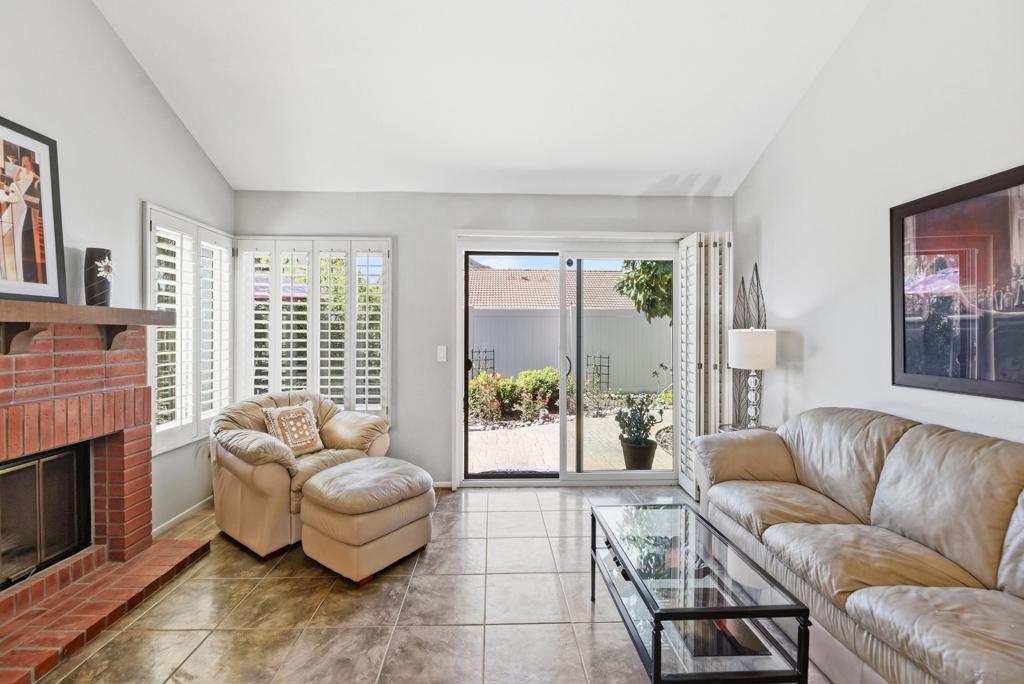 18324 Hampshire Ln - photo 17