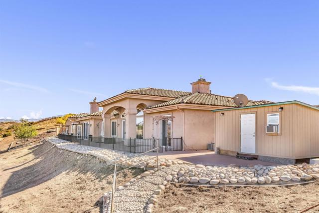 Detail Gallery Image 22 of 70 For 24848 Starlight Mountain Rd, Ramona,  CA 92065 - 4 Beds | 3 Baths