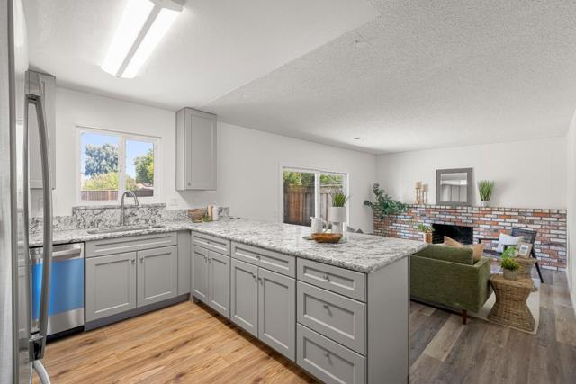 7630 El Roble Court, Gilroy CA: https://media.crmls.org/mediaz/182b08e1-c754-4730-9eac-02d91e935ede.jpg