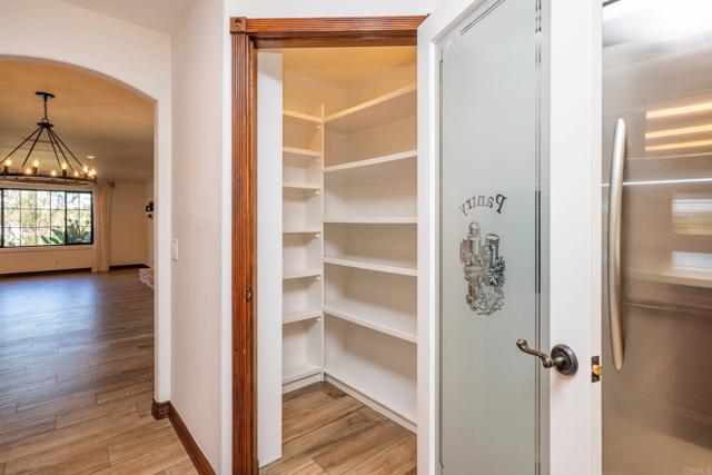 Detail Gallery Image 18 of 70 For 1210 Cypress Dr, Vista,  CA 92084 - 5 Beds | 4 Baths