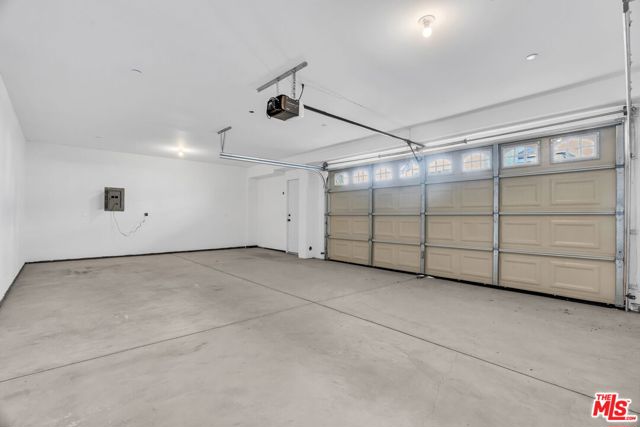 4308 Victoria Park Drive, Los Angeles CA: https://media.crmls.org/mediaz/182cb010-8fd7-40ef-8cbb-1aa9e1f10de7.jpg