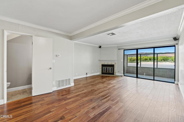 9540 Telegraph Road, Ventura CA: https://media.crmls.org/mediaz/182d23e4-a3ac-44fe-8abf-eaba38cea8b2.jpg