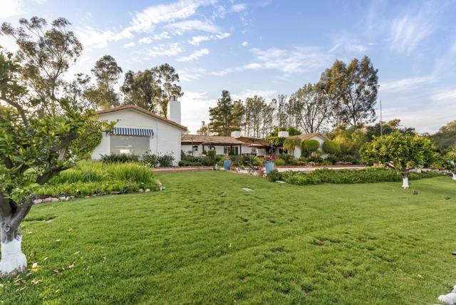 Detail Gallery Image 12 of 16 For 6416 Lago Lindo, Rancho Santa Fe,  CA 92067 - 4 Beds | 3/1 Baths