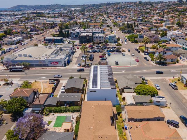 Image 10 of 13 For 3046 Nimitz Boulevard