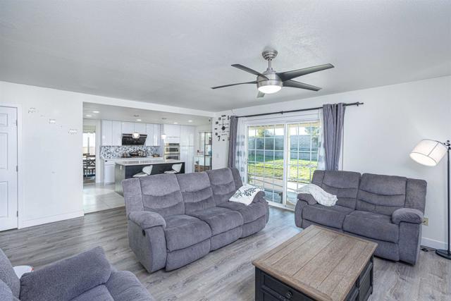 Detail Gallery Image 12 of 41 For 1751 Coltridge Ln, Bonita,  CA 91902 - 5 Beds | 2/1 Baths