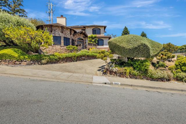 800 26th Avenue, San Mateo CA: https://media.crmls.org/mediaz/182f24ce-7ae8-462d-bb60-a5ec81dbf71a.jpg