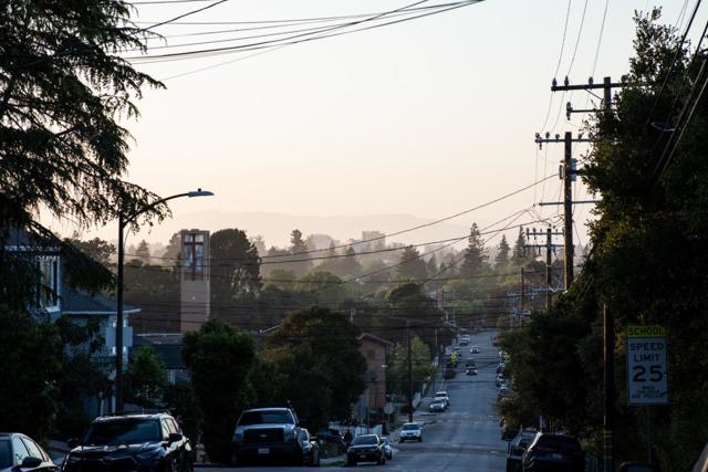 3740 Hacienda Street, San Mateo CA: https://media.crmls.org/mediaz/182f6e41-3f94-4c83-a2af-210bd45da4e6.jpg