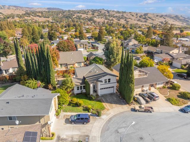 2195 Cimarron Court, Morgan Hill CA: https://media.crmls.org/mediaz/18300344-97a5-442d-b4e1-c4e500555b8d.jpg