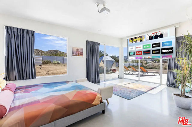 5215 Pioneertown Road, Pioneertown CA: https://media.crmls.org/mediaz/1830e1cc-2aaf-44a6-a4a4-6ef10a01f455.jpg
