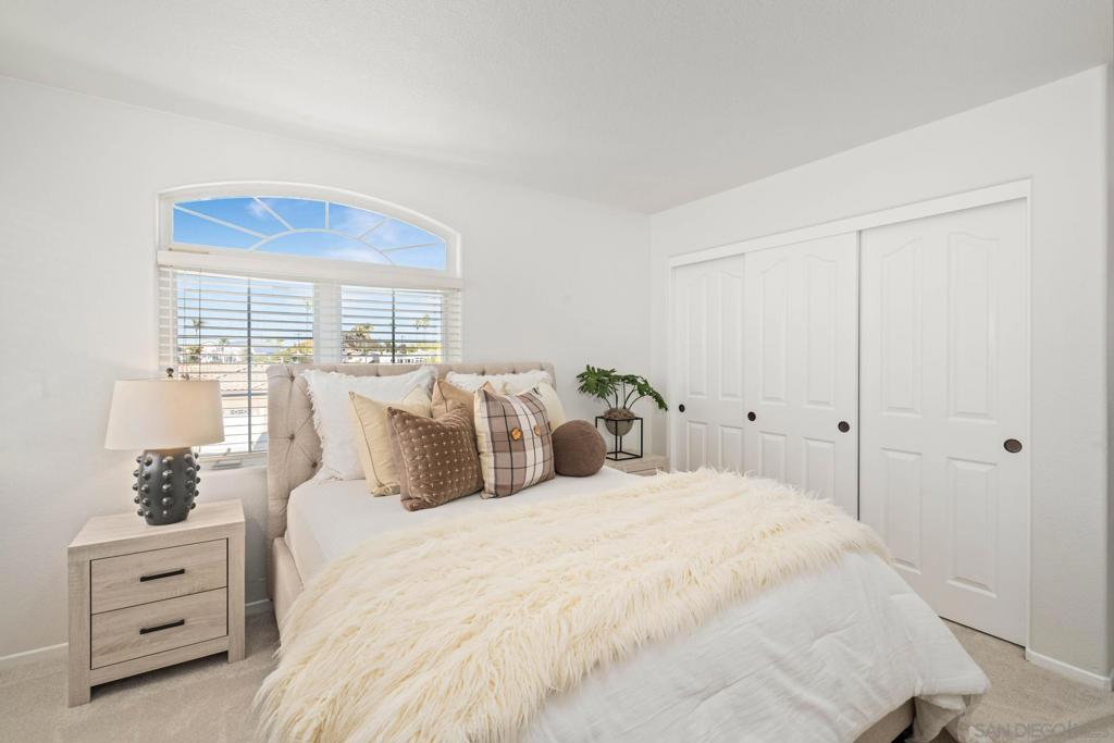 MLS #250034584SD img 43