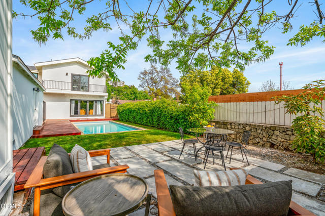 1813 N Avenue 55, Los Angeles CA: https://media.crmls.org/mediaz/1831a224-6e93-4014-8caf-a249251afc76.jpg