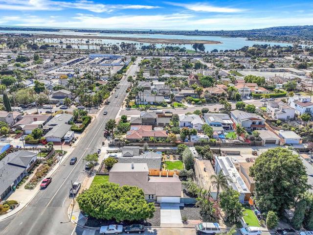 4542 Milton Street, San Diego CA: https://media.crmls.org/mediaz/1831ac30-39db-4d09-a20f-38393adbd543.jpg