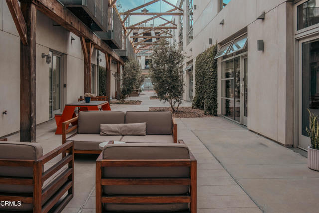 Detail Gallery Image 38 of 43 For 530 S Hewitt St #541,  Los Angeles,  CA 90013 - 2 Beds | 1 Baths