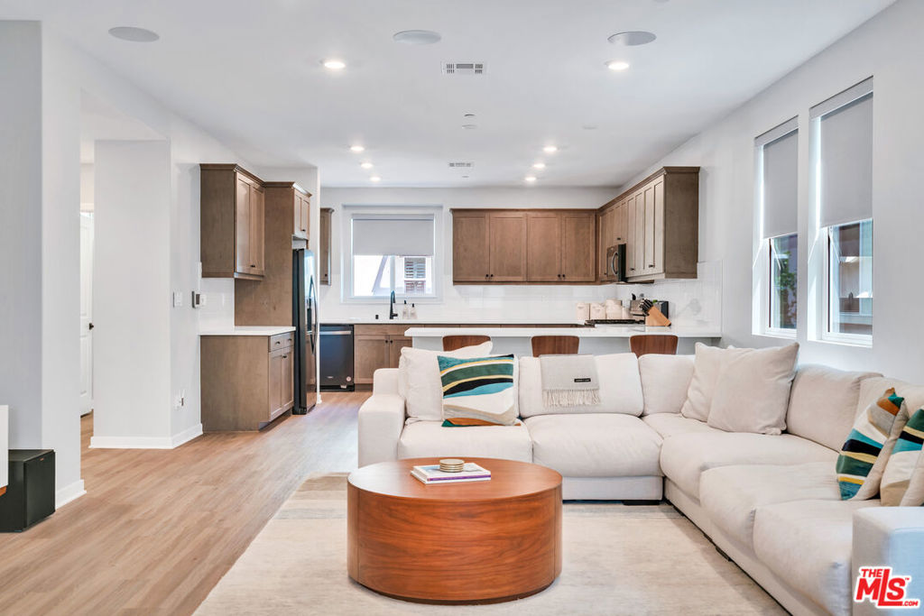 515 Daniel Freeman Circle