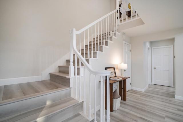 122 Purcell Drive, Alameda CA: https://media.crmls.org/mediaz/183319fa-8469-486e-a878-934f1c4424ac.jpg