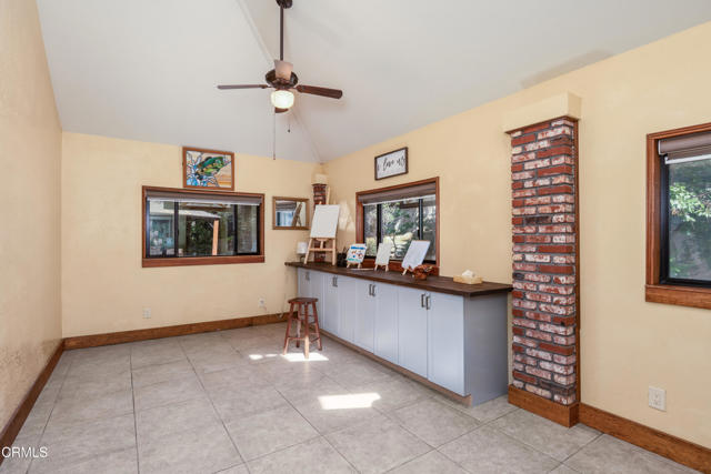 51793 Quail Ridge Road, Oakhurst CA: https://media.crmls.org/mediaz/1833a228-ae05-4130-98d2-58140c0a41ed.jpg