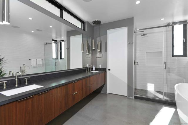 MLS #250042266SD image #13