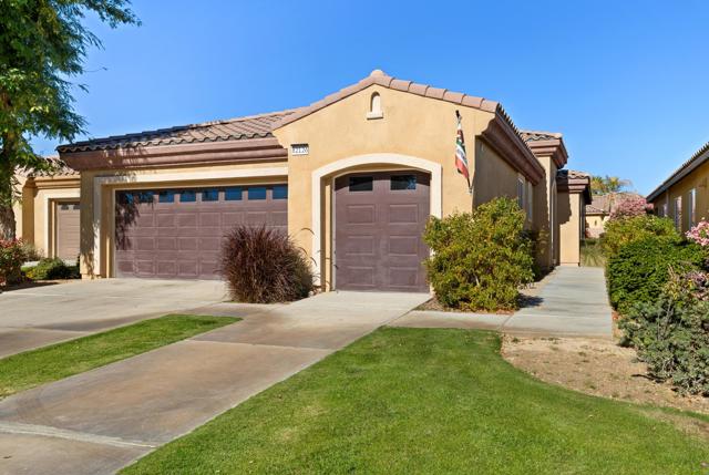 82126 Travolta Ave Avenue, Indio CA: https://media.crmls.org/mediaz/1835ef81-c3e8-4dd0-817e-3a112e8fccb9.jpg