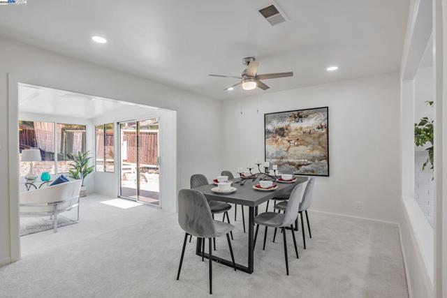 216 Appian Way, Union City CA: https://media.crmls.org/mediaz/1836aaa1-f60a-479e-930e-b09ea96bc1ef.jpg