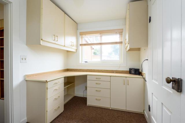 350 Cuesta Real, La Honda CA: https://media.crmls.org/mediaz/1837072f-78d7-47a4-9fa5-0a8469471efa.jpg
