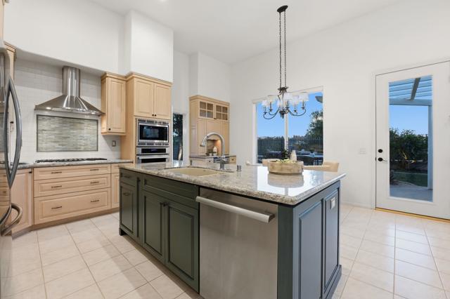 Detail Gallery Image 28 of 66 For 7009 Wildrose, Carlsbad,  CA 92011 - 3 Beds | 2/1 Baths