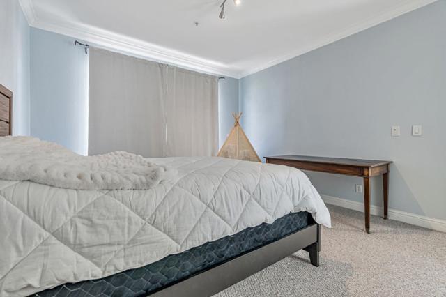 200 Portola Drive, San Francisco CA: https://media.crmls.org/mediaz/18376873-56f7-4fc7-8ca2-9b3e813daaee.jpg