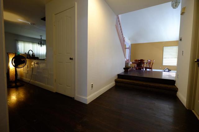 1831 Oakley Court, Stockton CA: https://media.crmls.org/mediaz/1837f40a-ff8e-46ba-8cf8-fb0adff53eb0.jpg