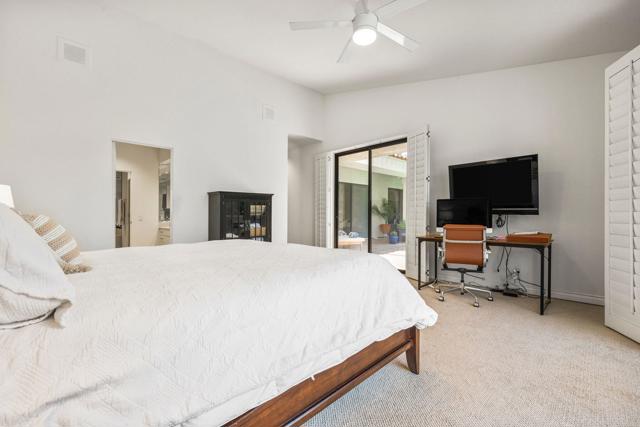 10605 Wimbledon Drive, Rancho Mirage CA: https://media.crmls.org/mediaz/1839faaf-207c-4b47-9616-365df65e1bed.jpg