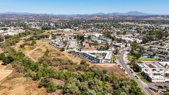 0 Montecito Rd, Ramona CA: https://media.crmls.org/mediaz/183a1ea0-8fbb-48ad-8a01-ba7420ef8fd4.jpg