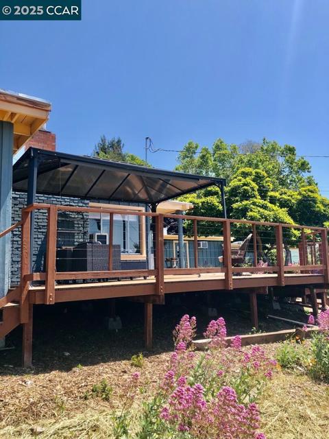 1502 Hillcrest Road, San Pablo CA: https://media.crmls.org/mediaz/183a9c0d-9b98-4be3-9528-31f8e46a2e46.jpg