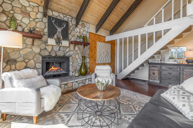 Livingroom3