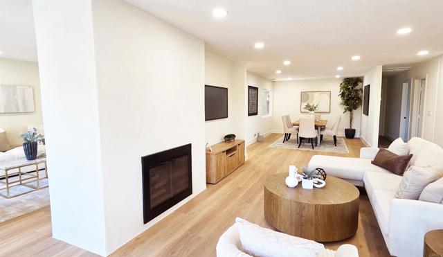 Detail Gallery Image 3 of 53 For 436 Montana Luna Ct, Escondido,  CA 92025 - 4 Beds | 2/1 Baths
