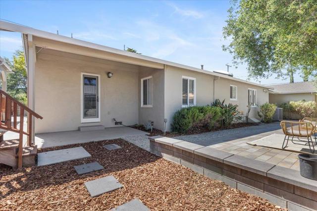 20393 Zorka Avenue, Saratoga CA: https://media.crmls.org/mediaz/183be5bd-3ec4-417a-a705-83f8b30aa22b.jpg