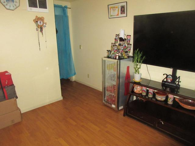 Image 6 of 32 For 710712 Richmond Avenue