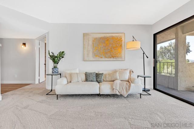 Image 3 of 42 For 17607 Pomerado Road  204