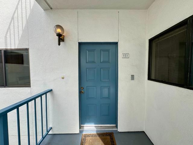 4685 Albany Circle, San Jose CA: https://media.crmls.org/mediaz/183bfd4f-6610-4863-baae-34bd1b3cbada.jpg