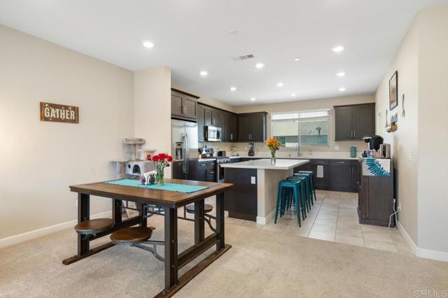 Detail Gallery Image 33 of 61 For 1812 Mint Terrace #UNIT 2,  Chula Vista,  CA 91915 - 4 Beds | 3/1 Baths