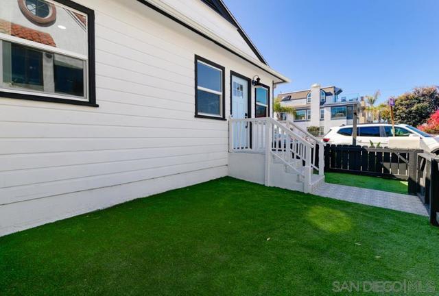 Image 35 of 42 For 803 Vanitie Ct