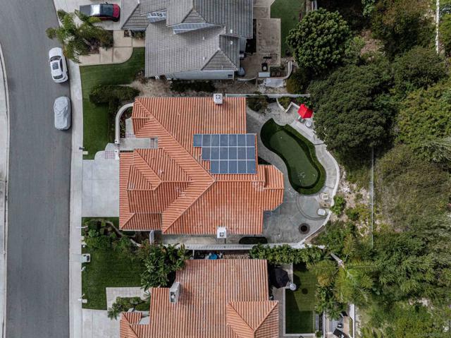 4436 Heritage Glen, San Diego CA: https://media.crmls.org/mediaz/183c6d85-7562-4c47-809a-8716b5a50acb.jpg